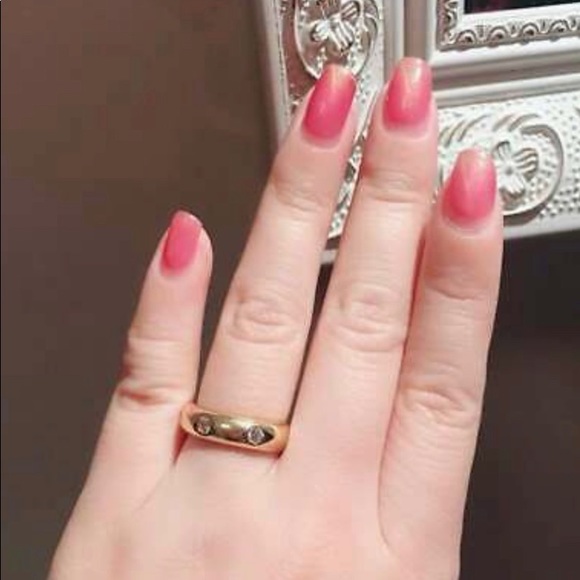 Kate Spade♠️ Gold Tone Crystal Band Ring Size 7 R - Picture 3 of 3